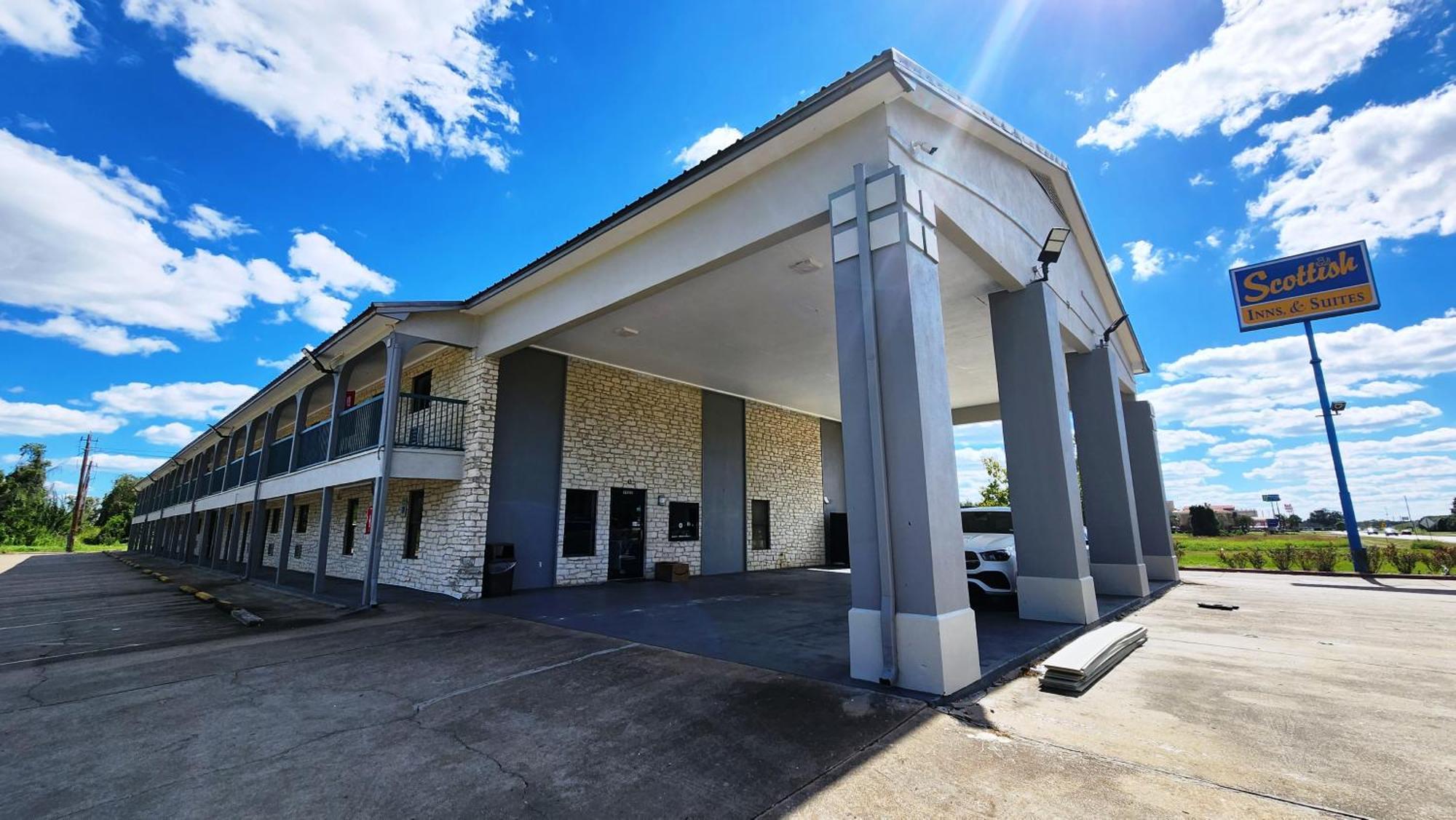 Scottish Inn & Suites Wharton Экстерьер фото